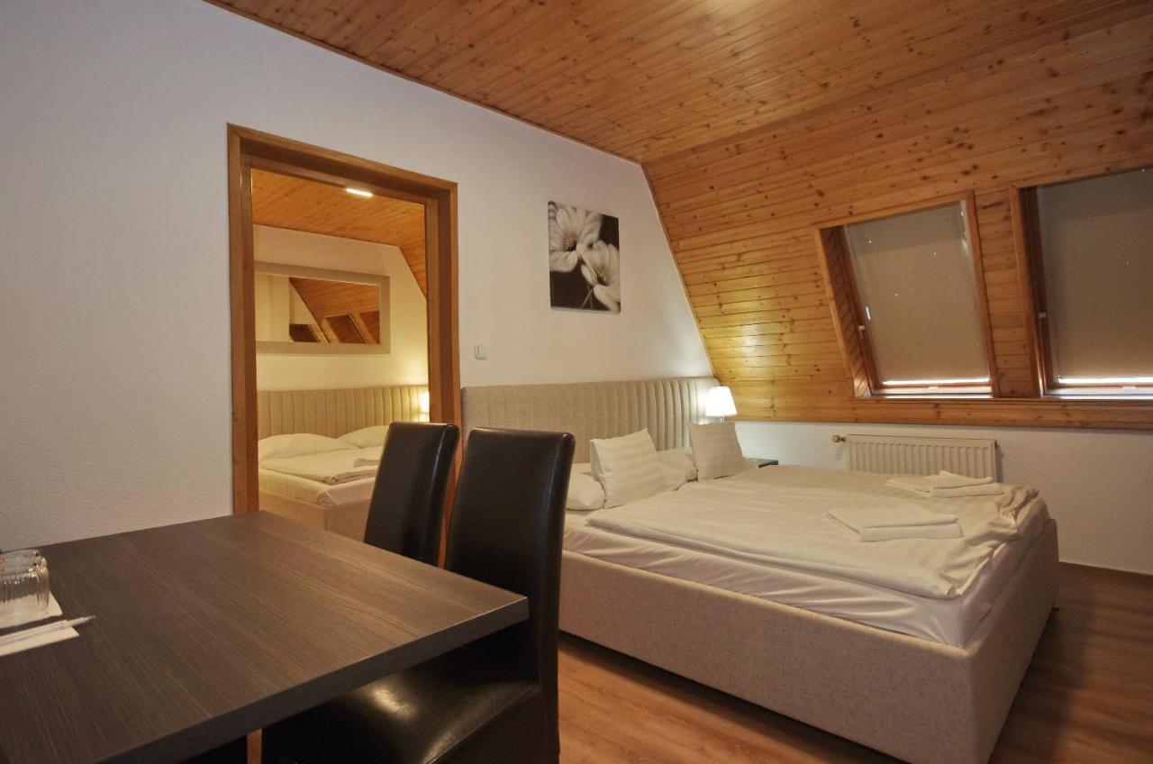 Aqua Hotel Gyula Dış mekan fotoğraf