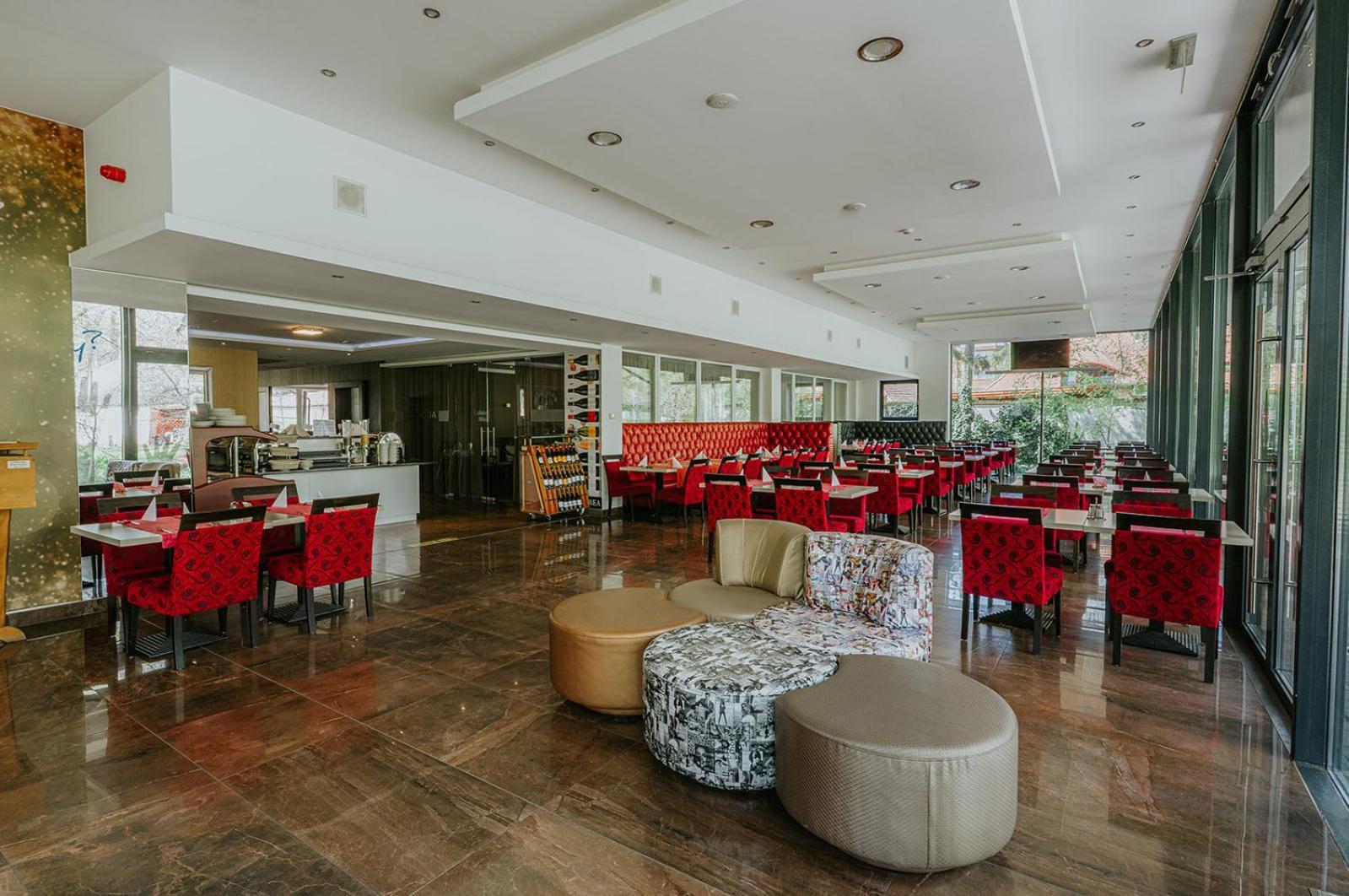 Aqua Hotel Gyula Dış mekan fotoğraf