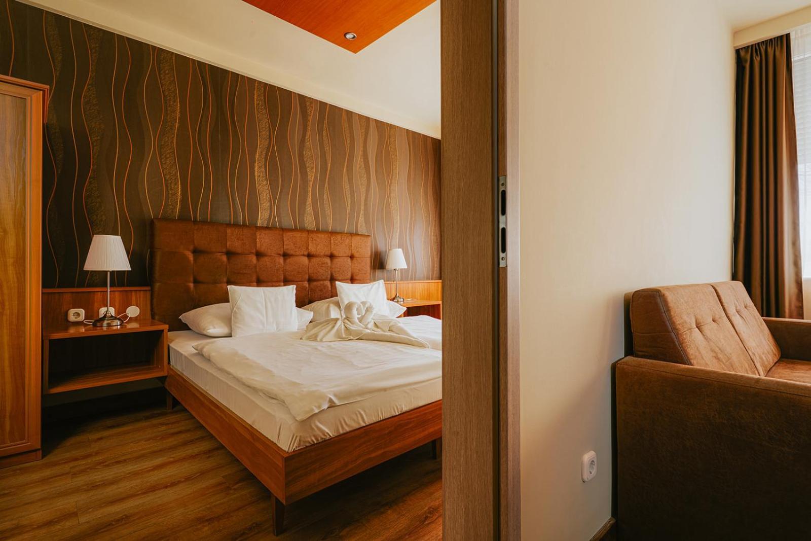 Aqua Hotel Gyula Dış mekan fotoğraf