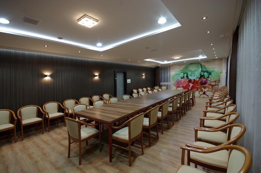 Aqua Hotel Gyula Dış mekan fotoğraf